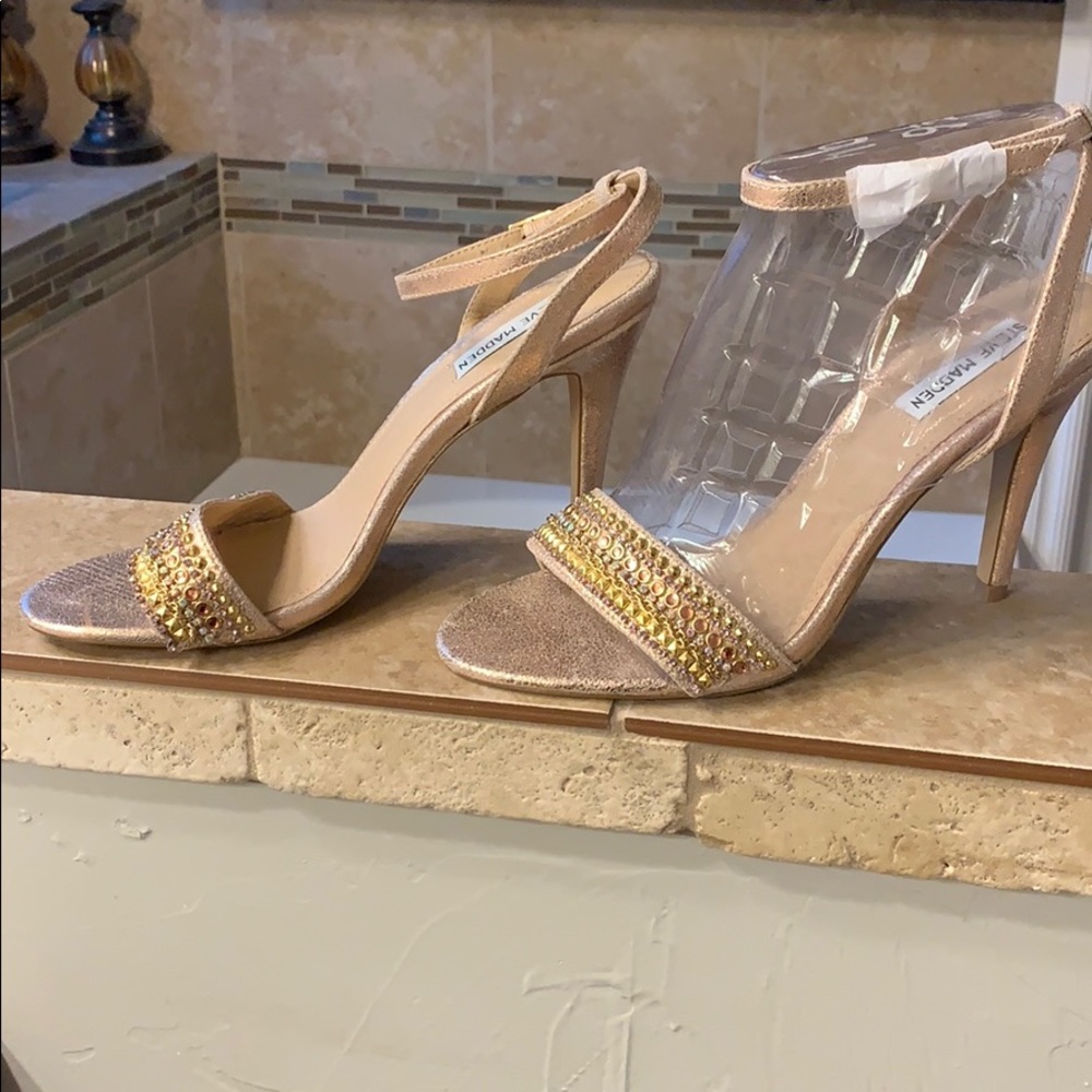 Steve madden rose gold heels with rhinestones